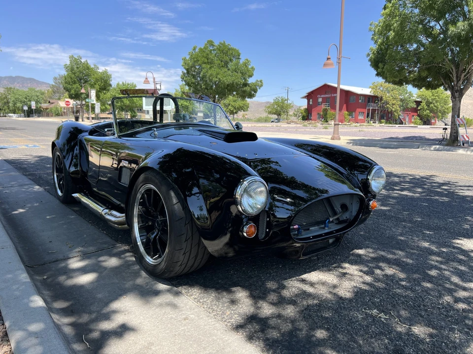 Shelby Cobra Replica - Image 4 of 31