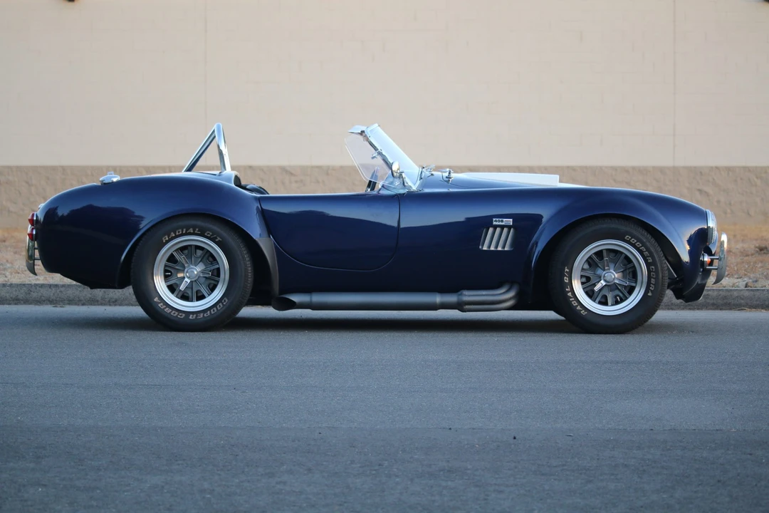 Shelby Cobra Replica - Image 29 of 31