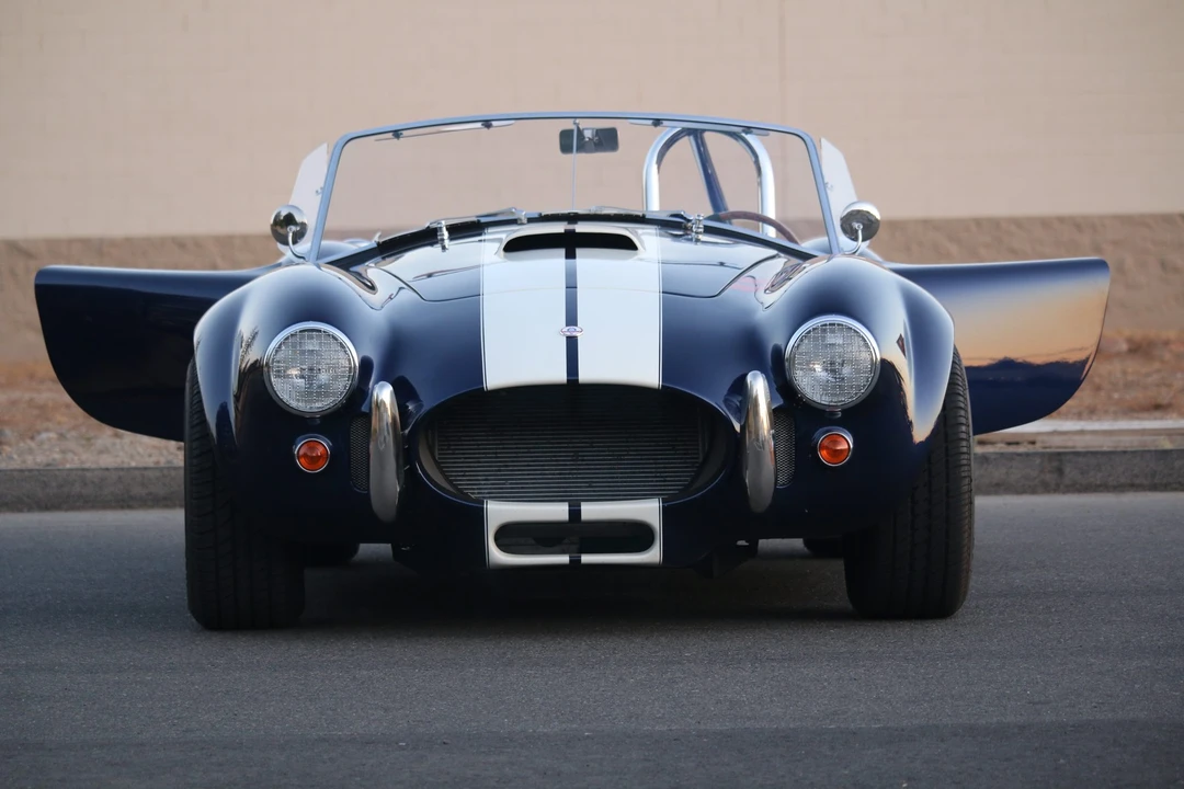 Shelby Cobra Replica - Image 14 of 31