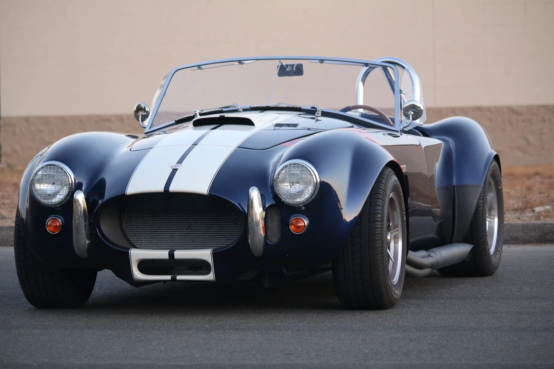 Shelby Cobra Replica - Image 15 of 31
