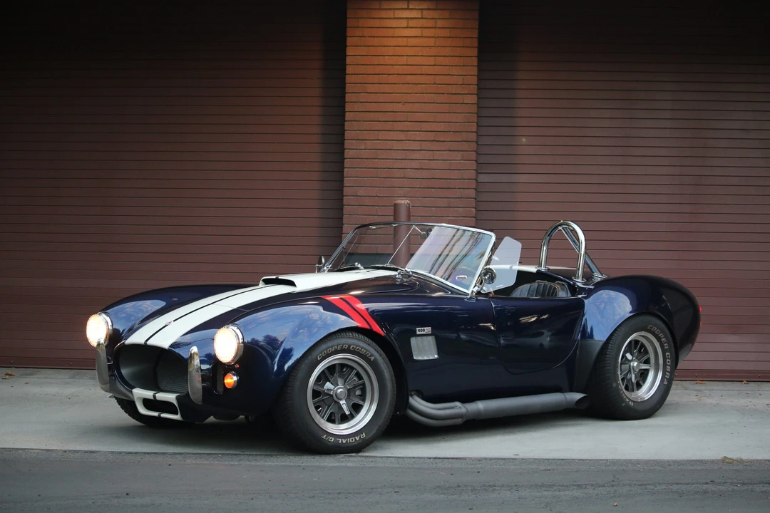 Shelby Cobra Replica - Image 5 of 31