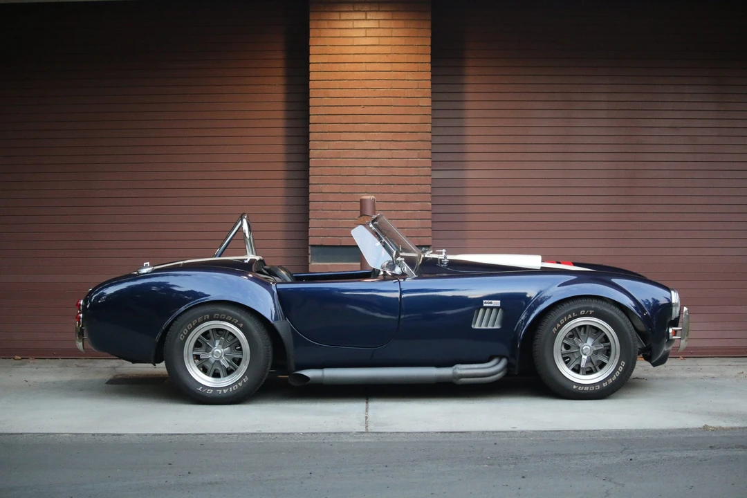 Shelby Cobra Replica - Image 11 of 31