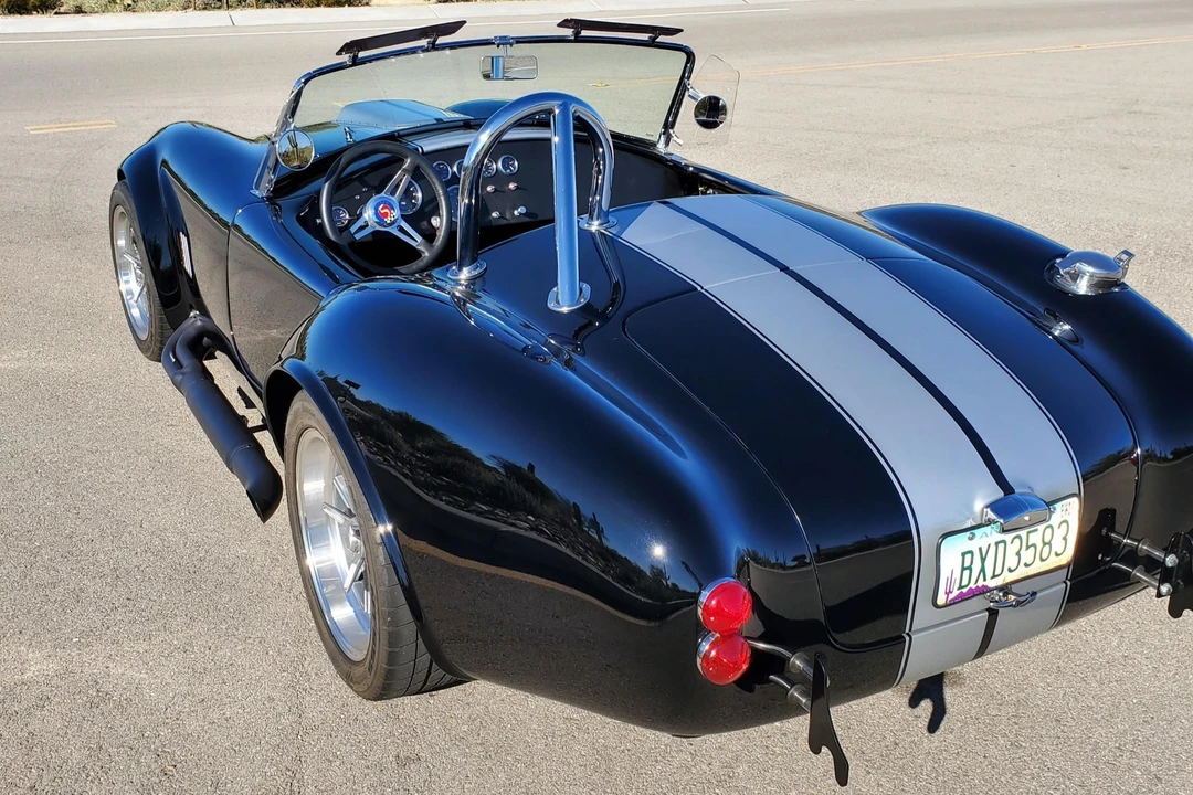 Shelby Cobra Replica - Image 6 of 31