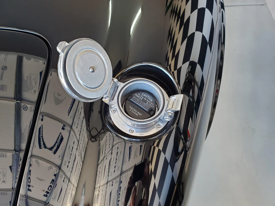 Shelby Cobra Replica - Image 26 of 31