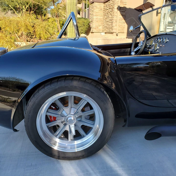 Shelby Cobra Replica - Image 23 of 31