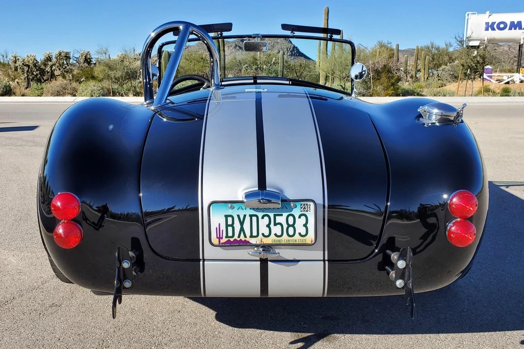 Shelby Cobra Replica - Image 4 of 31