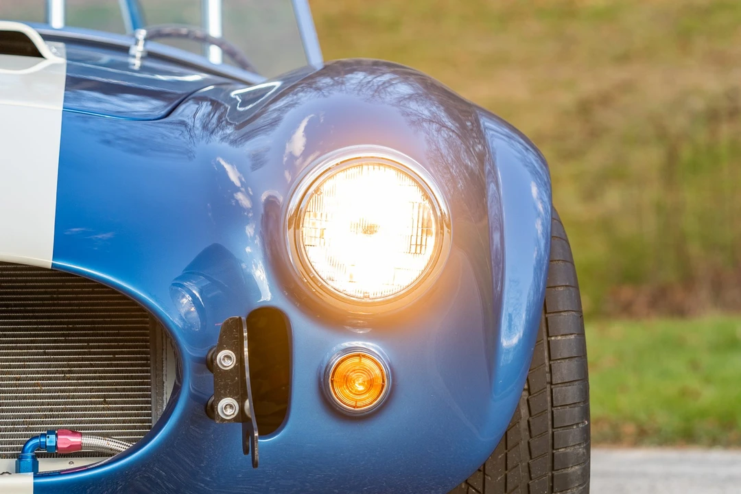 Shelby Cobra Replica - Image 23 of 31