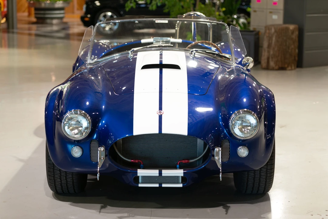 Shelby Cobra Replica - Image 9 of 31
