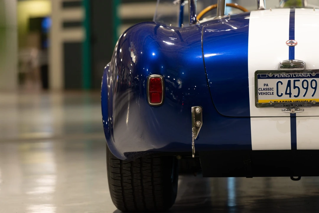 Shelby Cobra Replica - Image 24 of 31