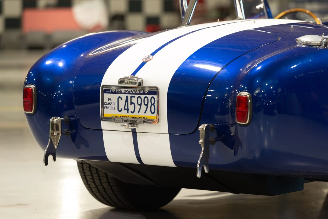 Shelby Cobra Replica - Image 16 of 31