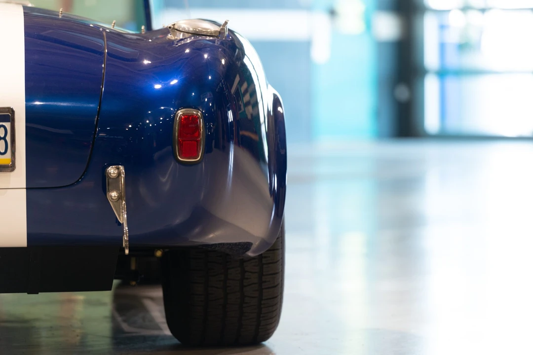 Shelby Cobra Replica - Image 25 of 31