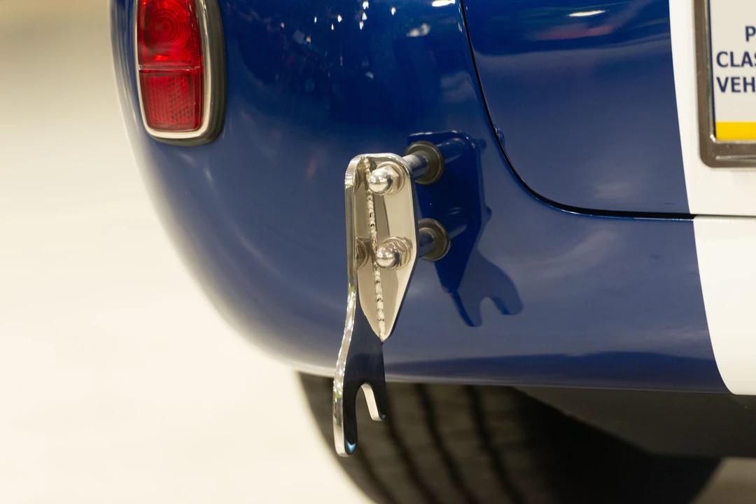 Shelby Cobra Replica - Image 27 of 31