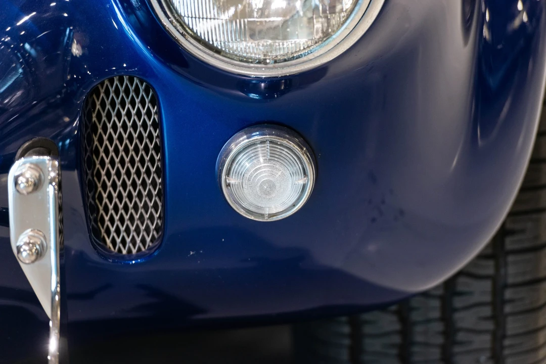 Shelby Cobra Replica - Image 21 of 31