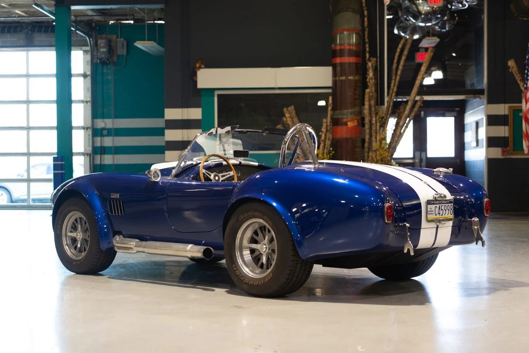 Shelby Cobra Replica - Image 6 of 31
