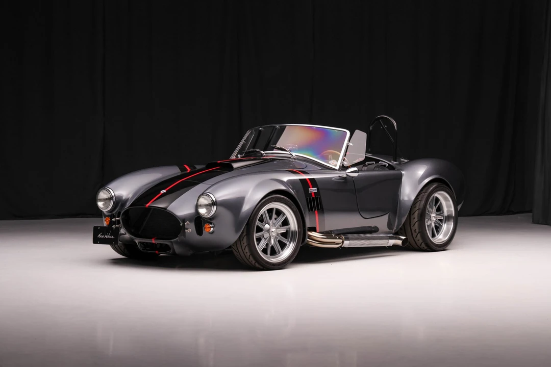 Shelby Cobra Replica - Image 2 of 31