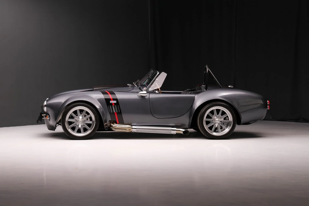 Shelby Cobra Replica - Image 3 of 31