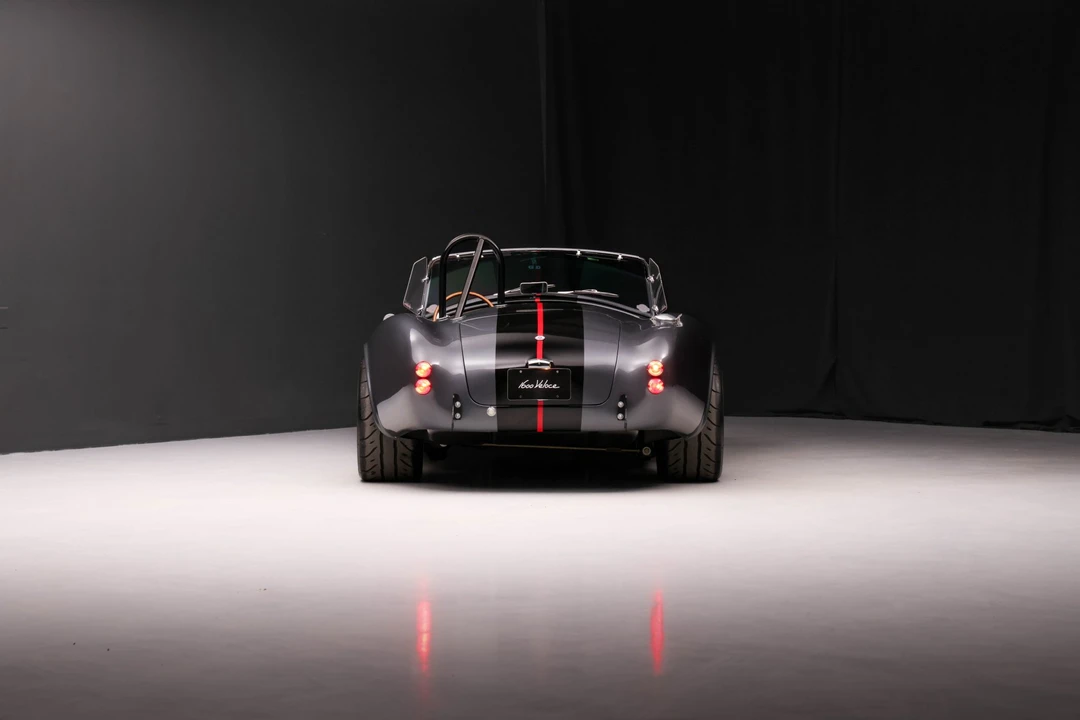 Shelby Cobra Replica - Image 6 of 31
