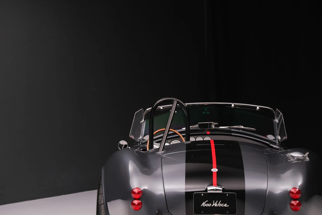 Shelby Cobra Replica - Image 31 of 31