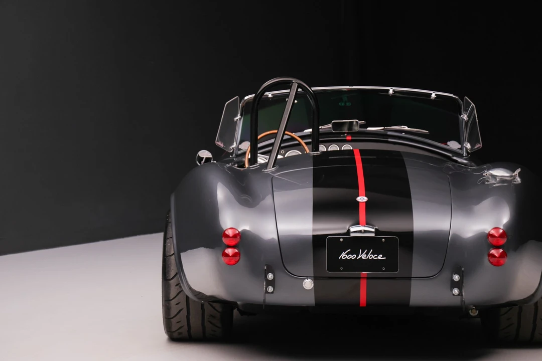 Shelby Cobra Replica - Image 29 of 31