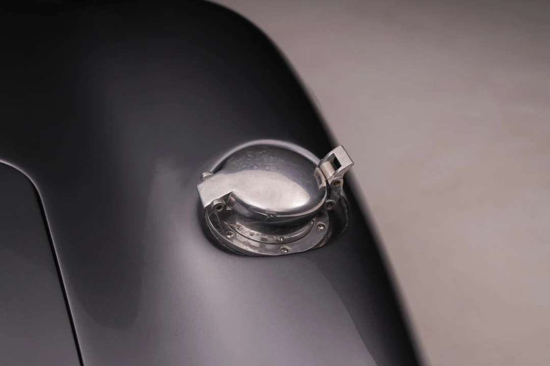 Shelby Cobra Replica - Image 23 of 31