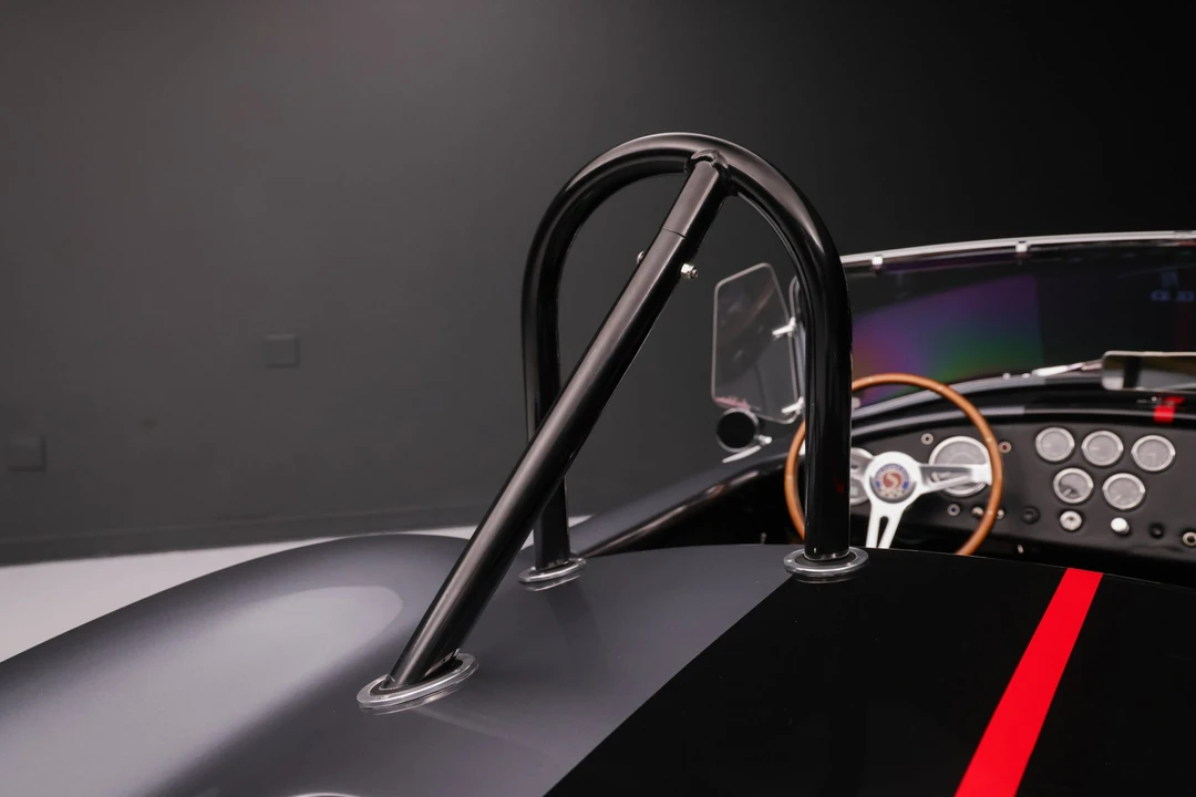 Shelby Cobra Replica - Image 21 of 31