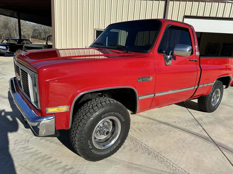 1987 GMC C/K 3rd Gen - Image 5 of 31
