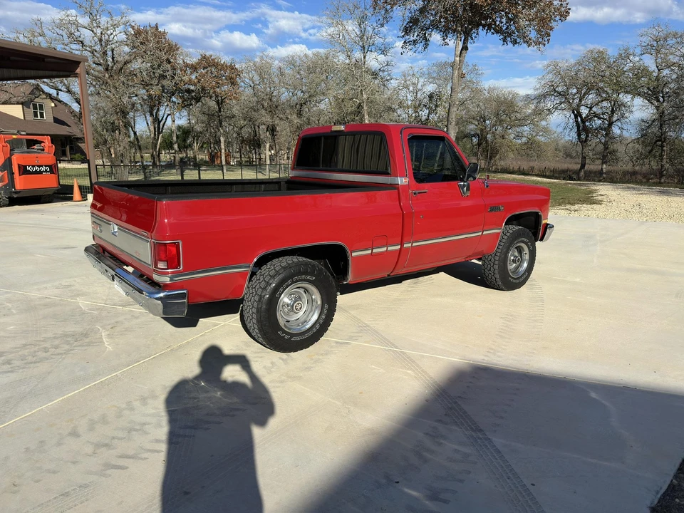 1987 GMC C/K 3rd Gen - Image 18 of 31
