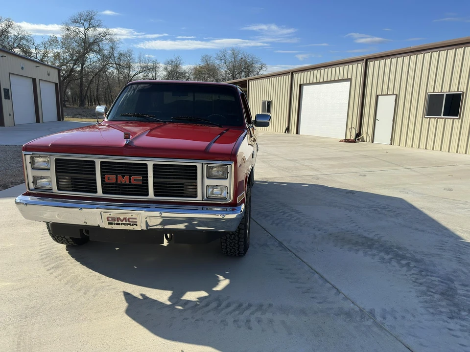 1987 GMC C/K 3rd Gen - Image 3 of 31