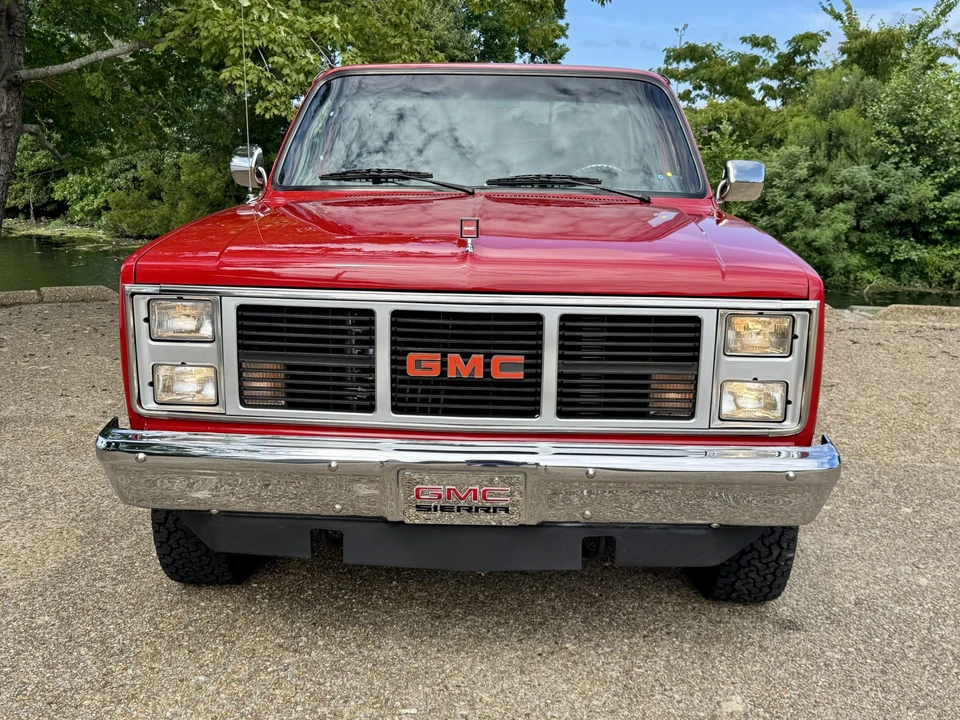 1987 GMC Sierra 1st Gen - Image 10 of 31