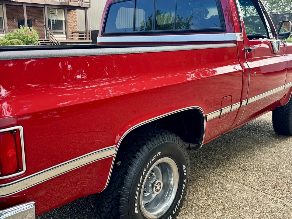 1987 GMC Sierra 1st Gen - Image 23 of 31