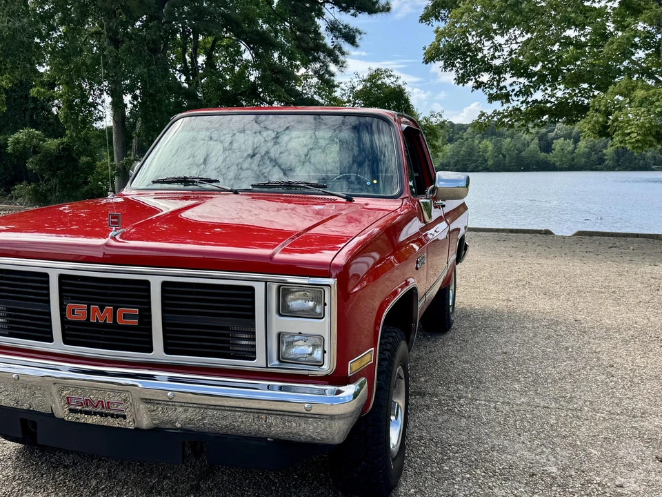 1987 GMC Sierra 1st Gen - Image 11 of 31