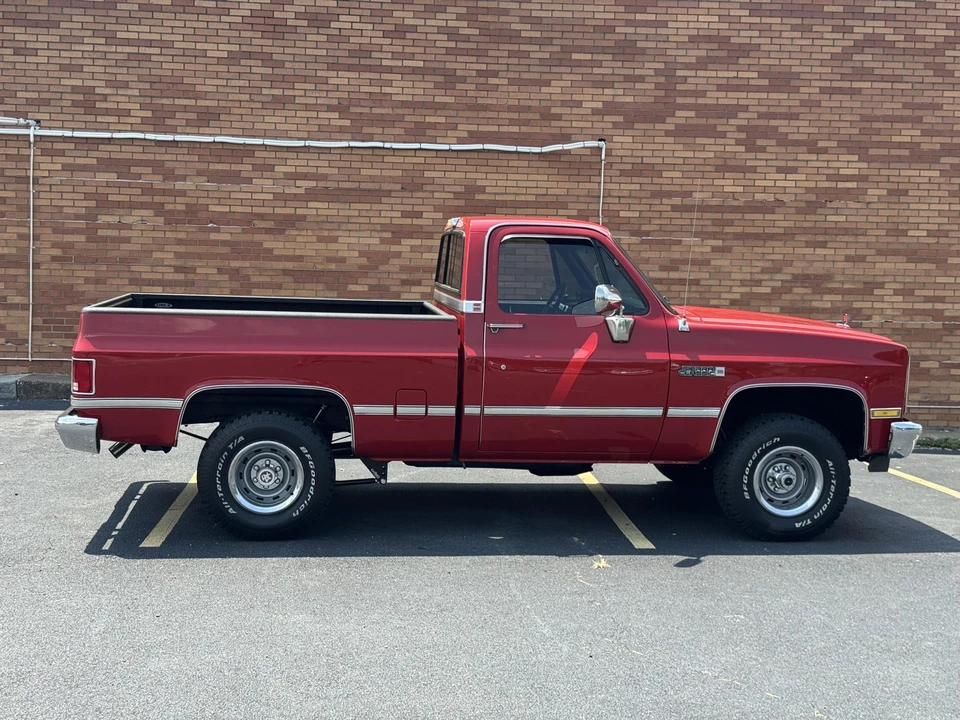 1987 GMC Sierra 1st Gen - Image 7 of 31