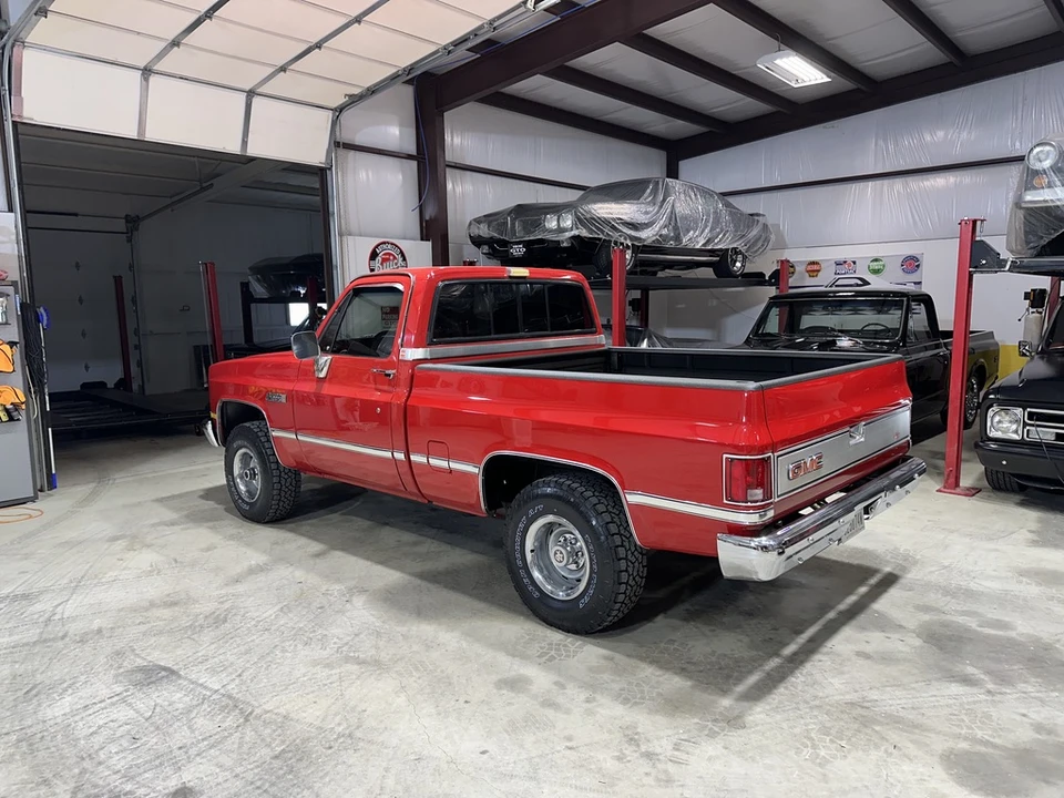 1987 GMC C/K 3rd Gen - Image 11 of 31