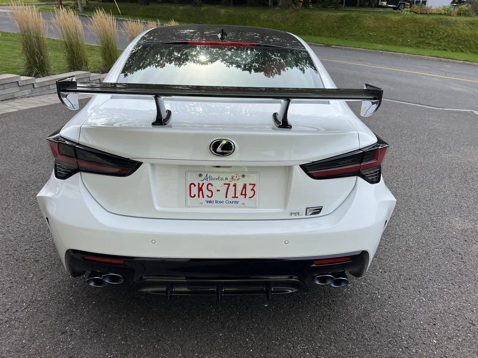 2021 Lexus RC F - Image 18 of 31