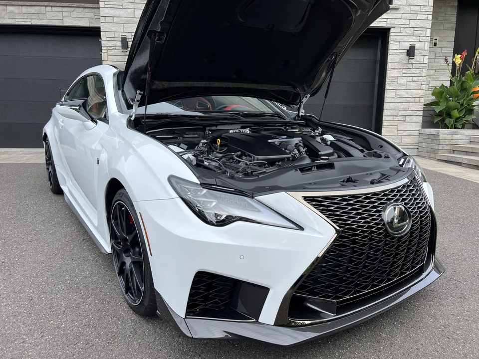 2021 Lexus RC F - Image 24 of 31