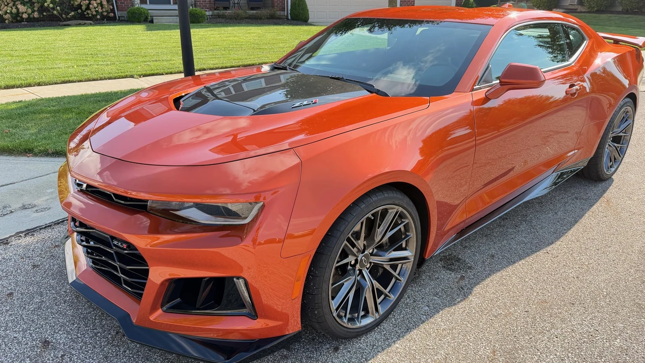 2024 Chevrolet Camaro ZL1 6th Gen - Image 5 of 31