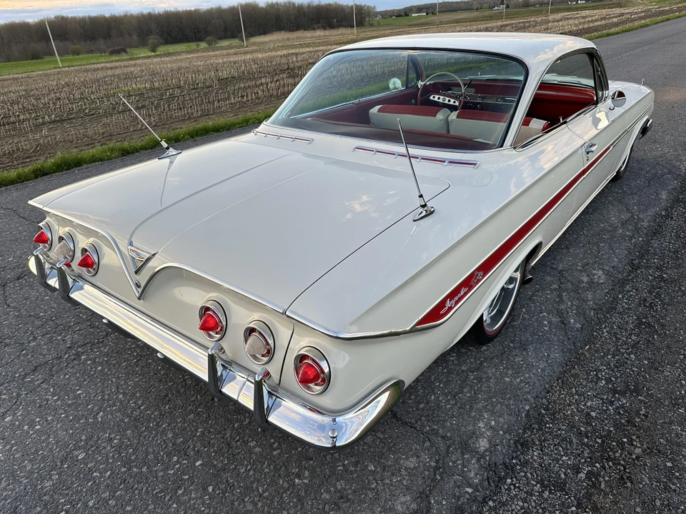 1961 Chevrolet Impala 3rd Gen - Image 15 of 31