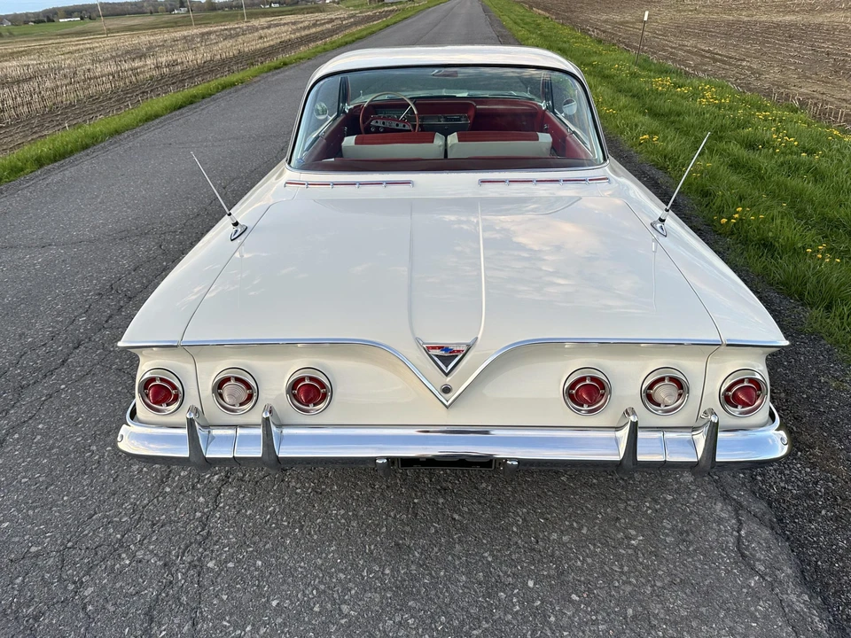 1961 Chevrolet Impala 3rd Gen - Image 23 of 31