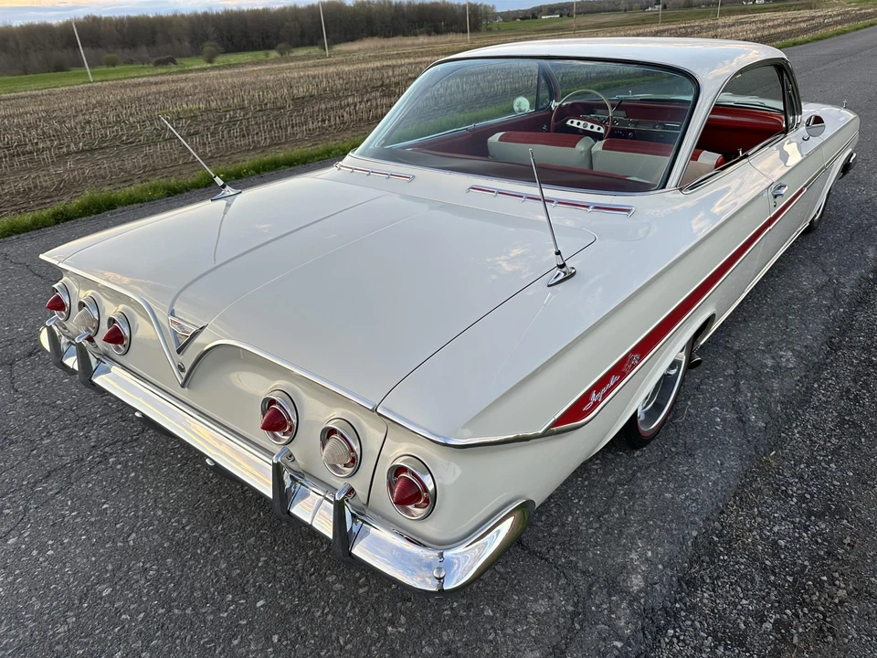 1961 Chevrolet Impala 3rd Gen - Image 14 of 31