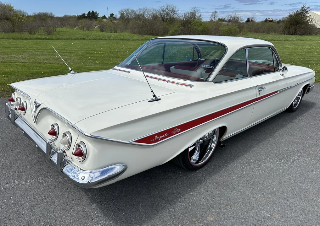 1961 Chevrolet Impala 3rd Gen - Image 12 of 31