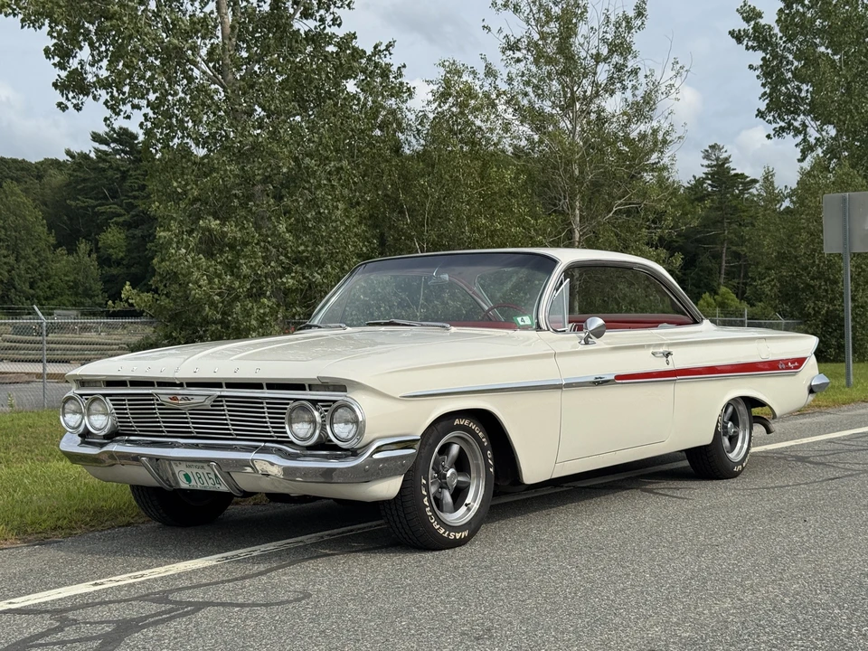 1961 Chevrolet Impala SS 3rd Gen - Image 3 of 31