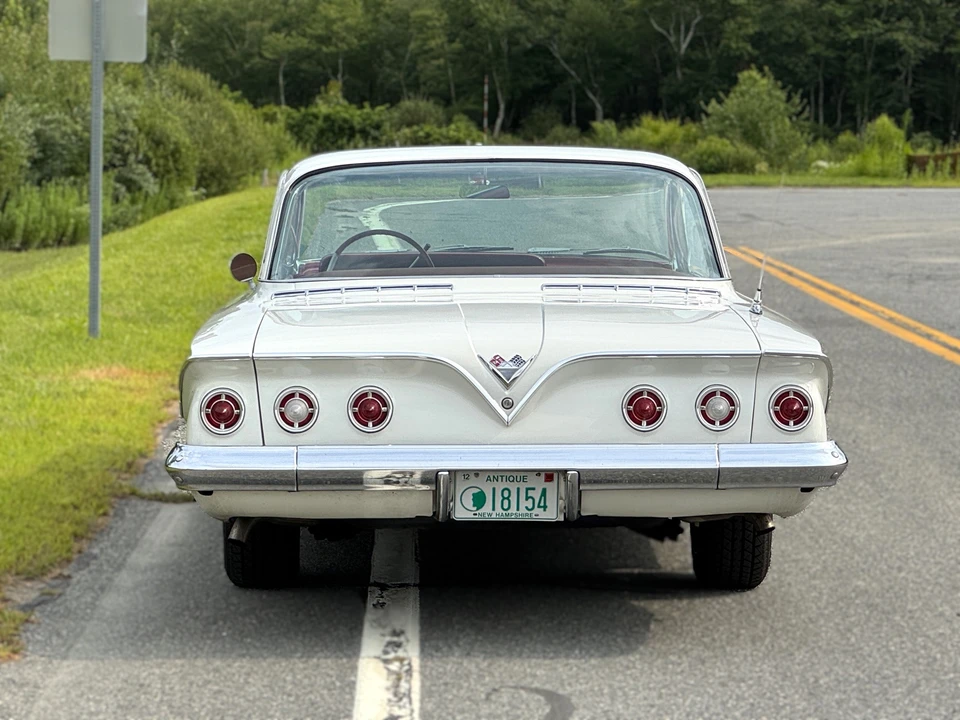 1961 Chevrolet Impala SS 3rd Gen - Image 28 of 31