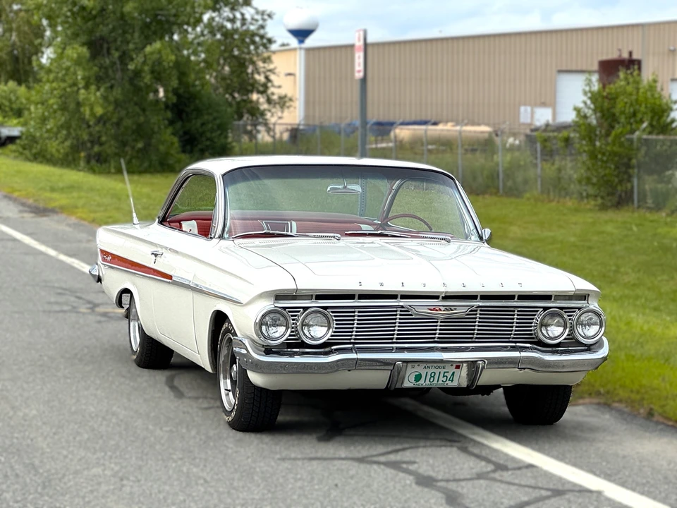 1961 Chevrolet Impala SS 3rd Gen - Image 12 of 31