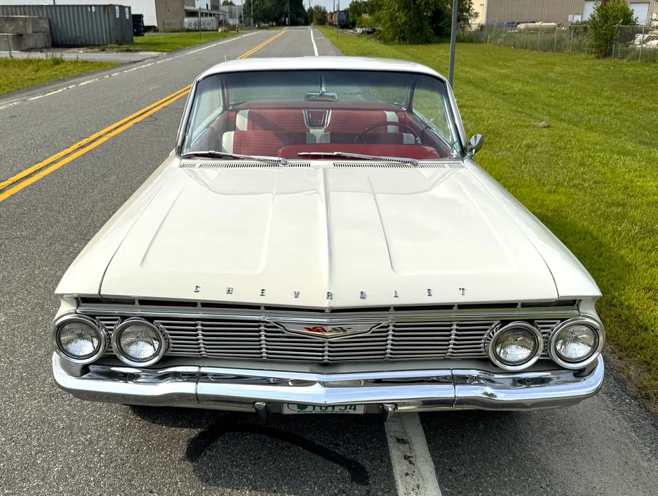 1961 Chevrolet Impala SS 3rd Gen - Image 10 of 31