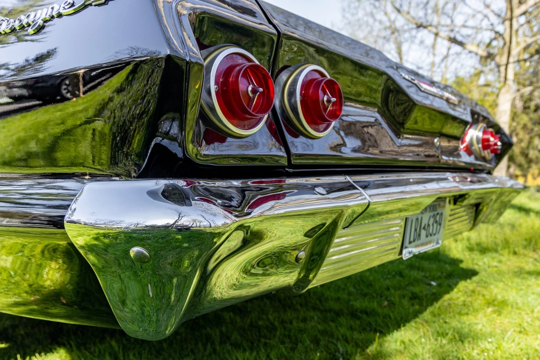 1963 Chevrolet Biscayne - Image 25 of 31