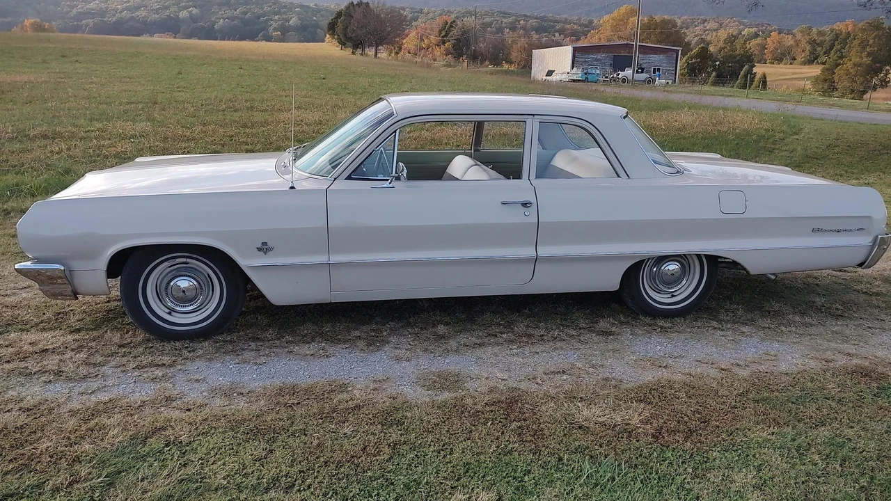 1964 Chevrolet Biscayne - Image 28 of 31