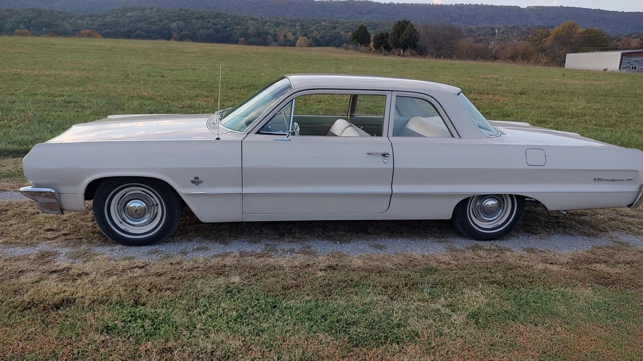 1964 Chevrolet Biscayne - Image 27 of 31