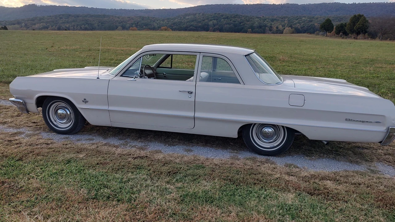 1964 Chevrolet Biscayne - Image 25 of 31