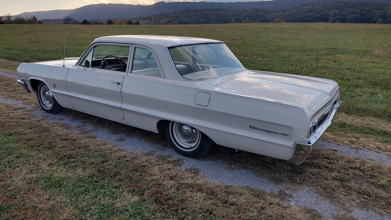 1964 Chevrolet Biscayne - Image 24 of 31