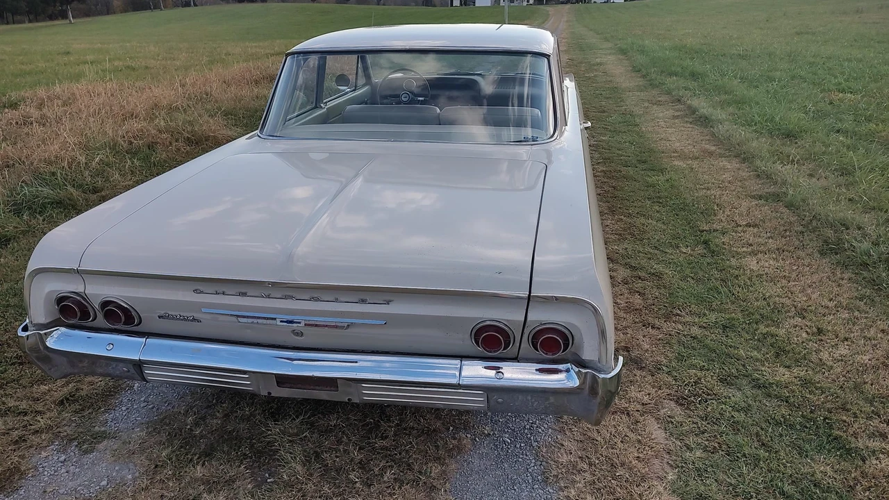 1964 Chevrolet Biscayne - Image 20 of 31